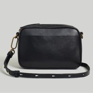 Madewell The Carabiner Medium
Crossbody Bag - Black